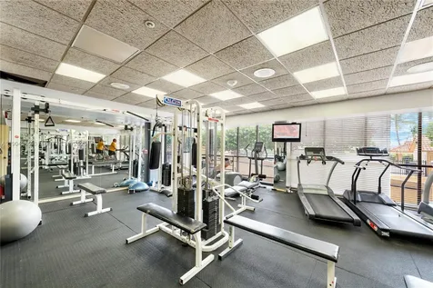 2555 Collins Avenue Miami Beach FL 33140