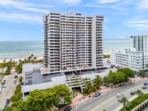 2555 Collins Avenue Miami Beach FL 33140