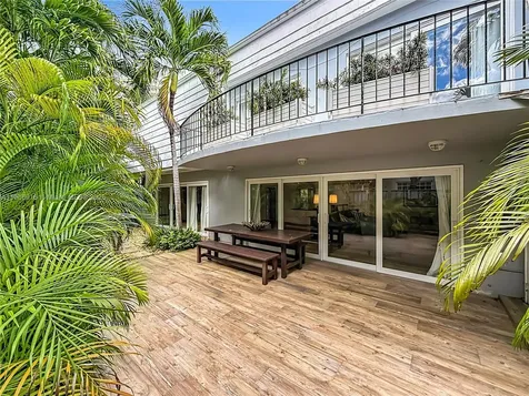 254 Sea View Drive Key Biscayne FL 33149