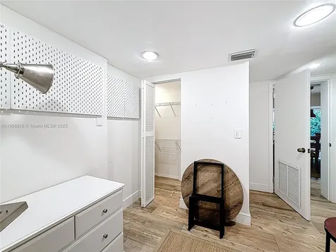 254 Sea View Drive Key Biscayne FL 33149