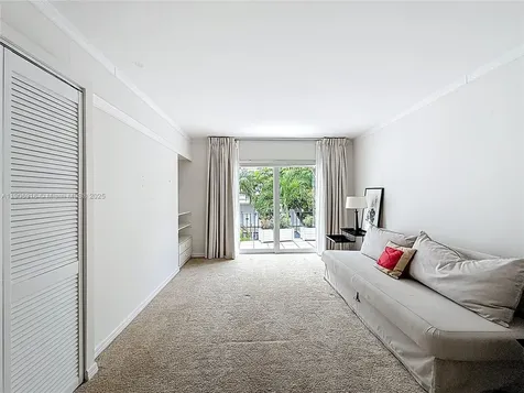 254 Sea View Drive Key Biscayne FL 33149