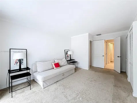 254 Sea View Drive Key Biscayne FL 33149