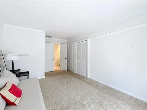 254 Sea View Drive Key Biscayne FL 33149