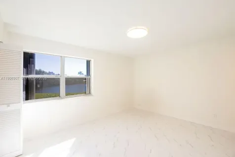 11250 SW 13th Street Pembroke Pines FL 33025
