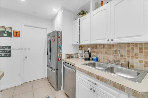 13715 SW 84th Street Miami FL 33183
