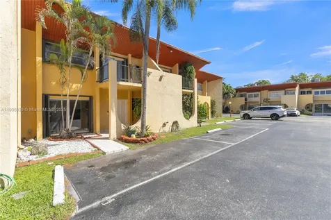 13715 SW 84th Street Miami FL 33183