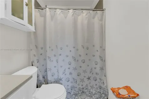 13715 SW 84th Street Miami FL 33183