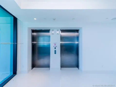 18555 Collins Avenue Sunny Isles Beach FL 33160