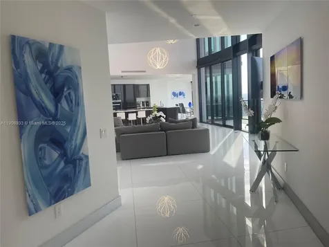 18555 Collins Avenue Sunny Isles Beach FL 33160