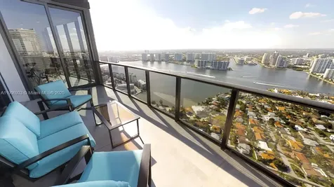 18555 Collins Avenue Sunny Isles Beach FL 33160