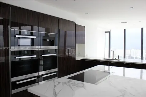 18555 Collins Avenue Sunny Isles Beach FL 33160