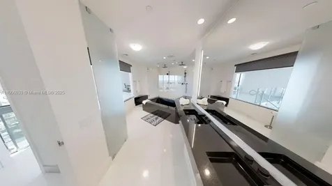 18555 Collins Avenue Sunny Isles Beach FL 33160
