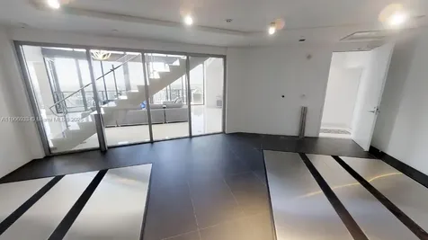 18555 Collins Avenue Sunny Isles Beach FL 33160