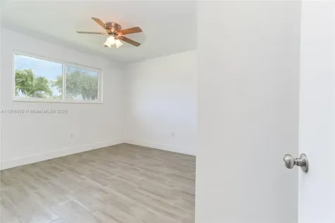 436 Gull Court North Palm Beach FL 33408