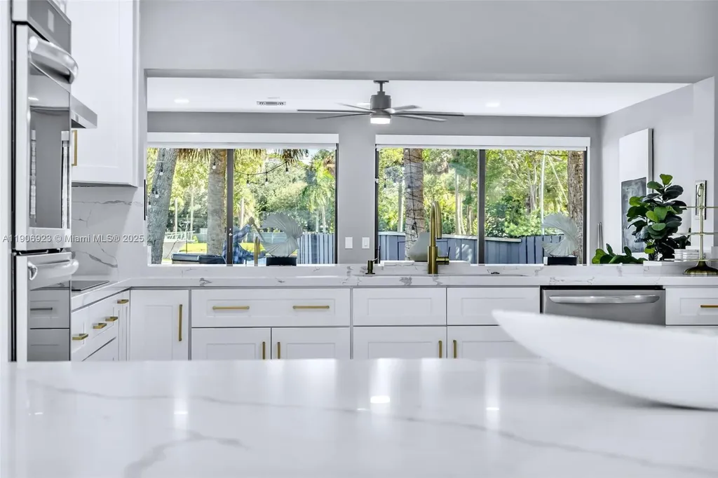 1030 SW 14th Terrace Fort Lauderdale FL 33312