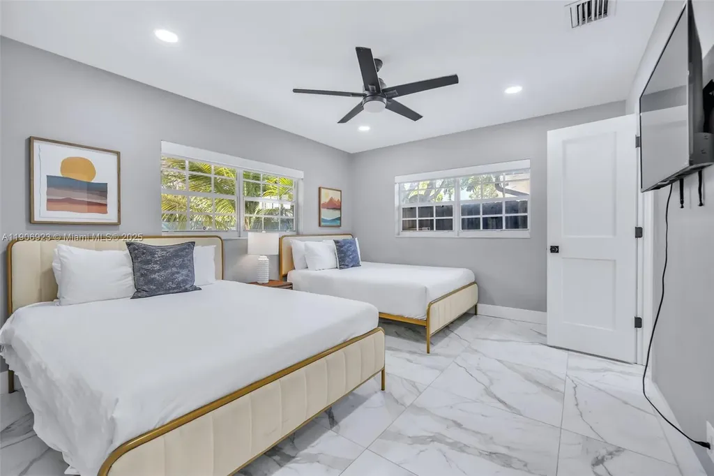 1030 SW 14th Terrace Fort Lauderdale FL 33312