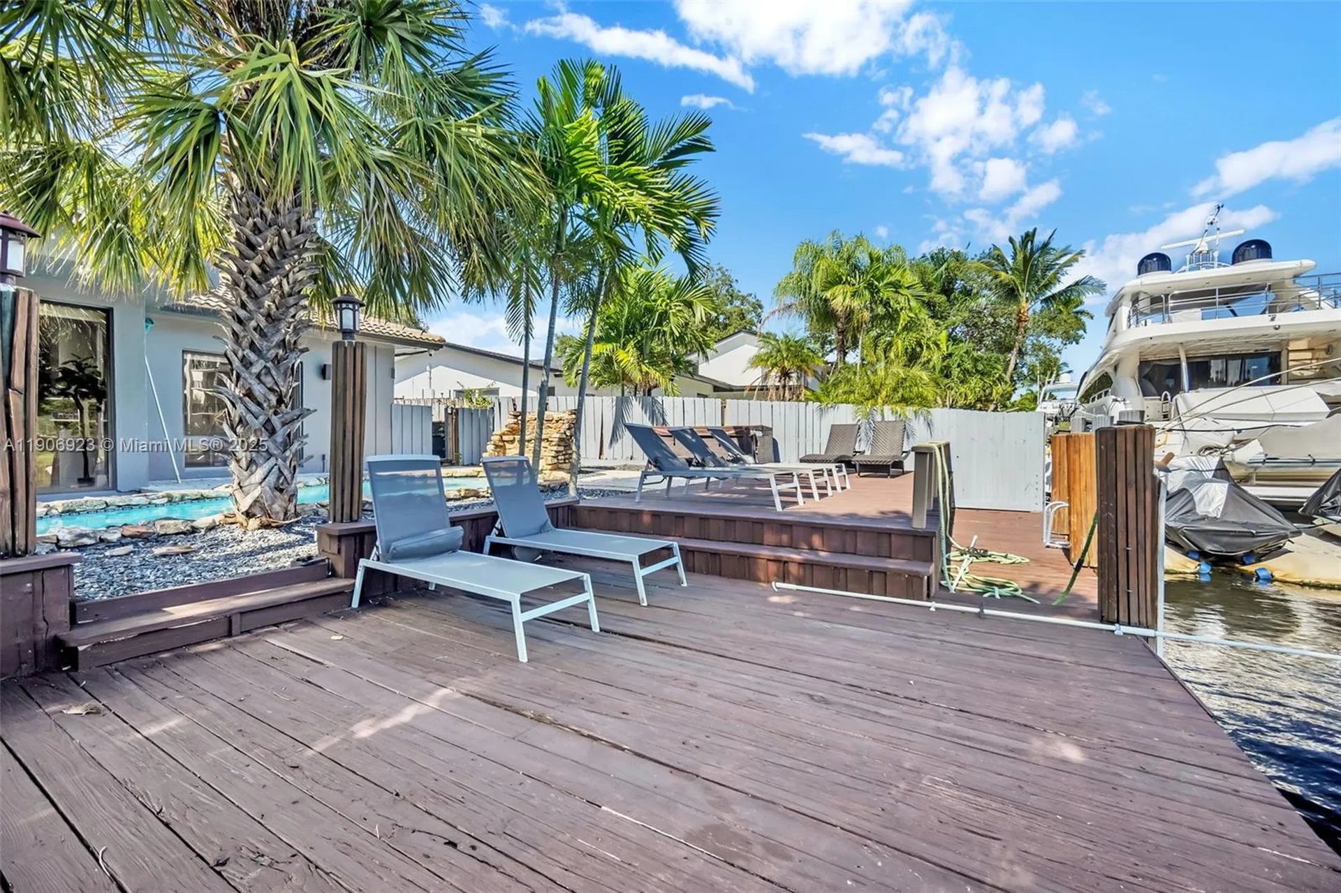 1030 SW 14th Terrace Fort Lauderdale FL 33312