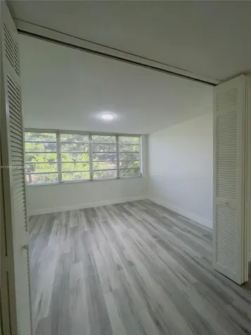 443 NE 195th Street Miami FL 33179