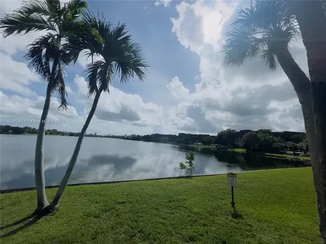 443 NE 195th Street Miami FL 33179
