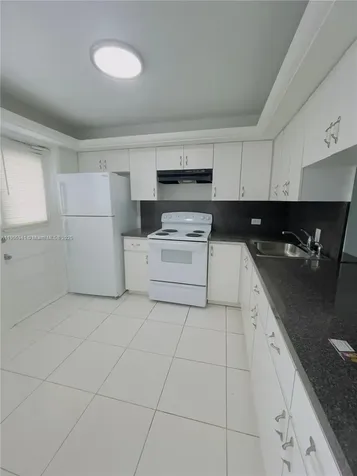 443 NE 195th Street Miami FL 33179