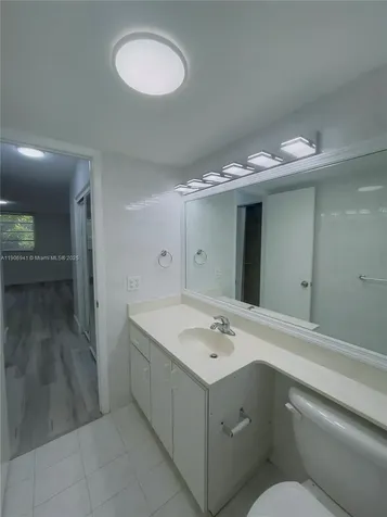443 NE 195th Street Miami FL 33179