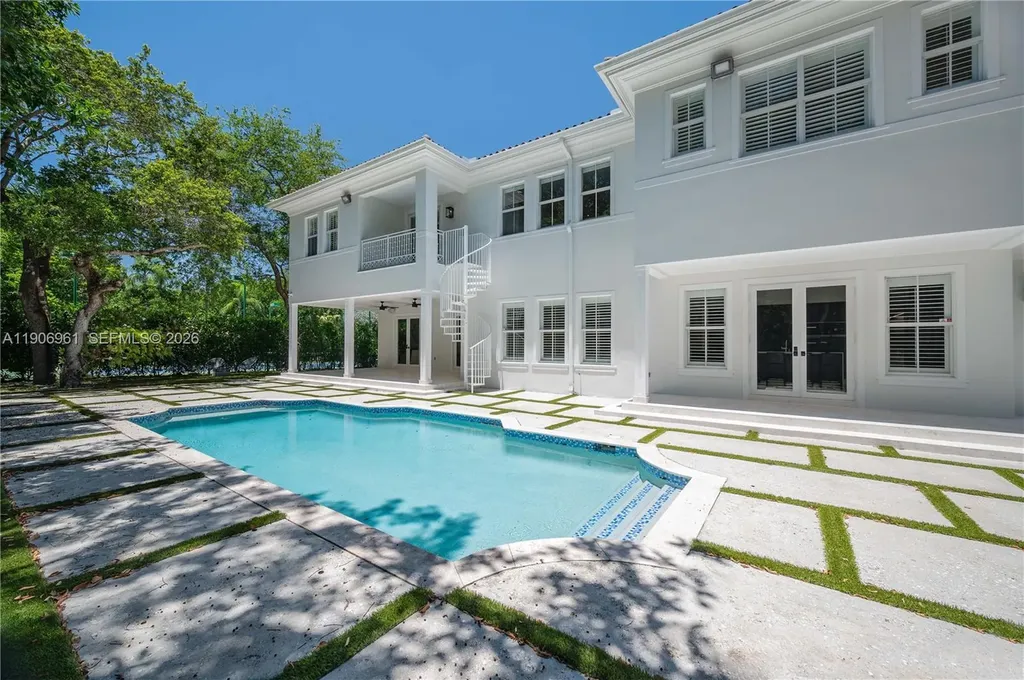 680 Destacada Avenue Coral Gables FL 33156