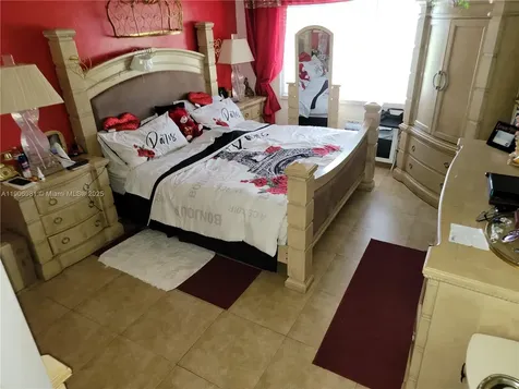 1200 SW 125th Avenue Pembroke Pines FL 33027