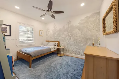 7220 SW 53rd Court Miami FL 33143