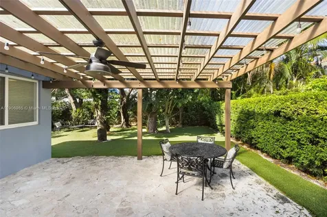 7220 SW 53rd Court Miami FL 33143