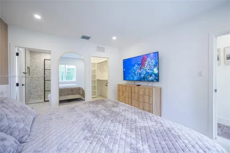 545 NW 47th Street Miami FL 33127