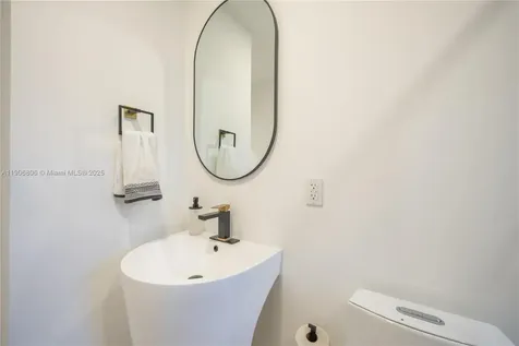 545 NW 47th Street Miami FL 33127