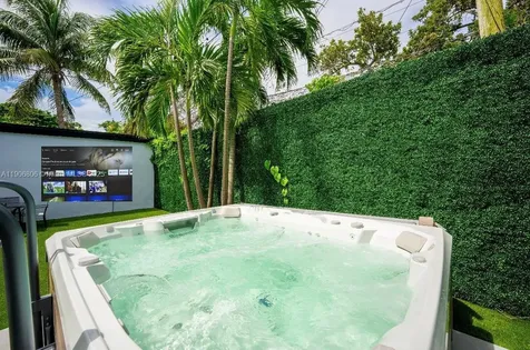 545 NW 47th Street Miami FL 33127