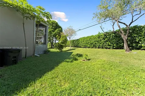 6865 NW 81st Court Parkland FL 33067