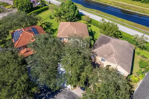 6865 NW 81st Court Parkland FL 33067