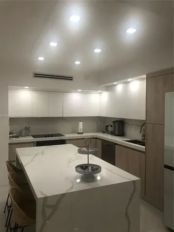 10185 Collins Avenue Bal Harbour FL 33154