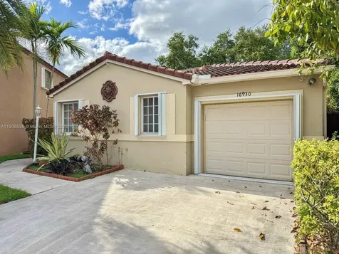 16930 SW 139th Place Miami FL 33177