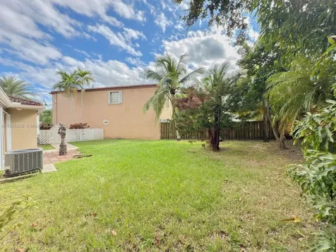 16930 SW 139th Place Miami FL 33177