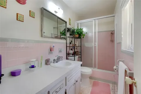 6013 Rose Terrace Plantation FL 33317
