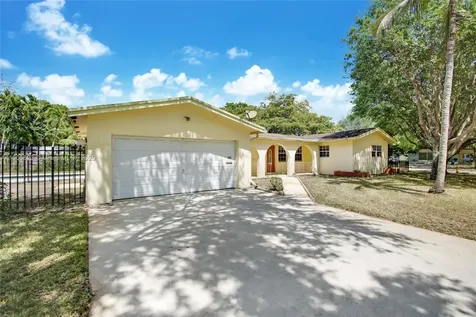 6013 Rose Terrace Plantation FL 33317
