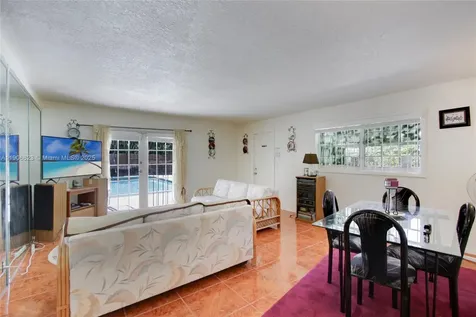 6013 Rose Terrace Plantation FL 33317