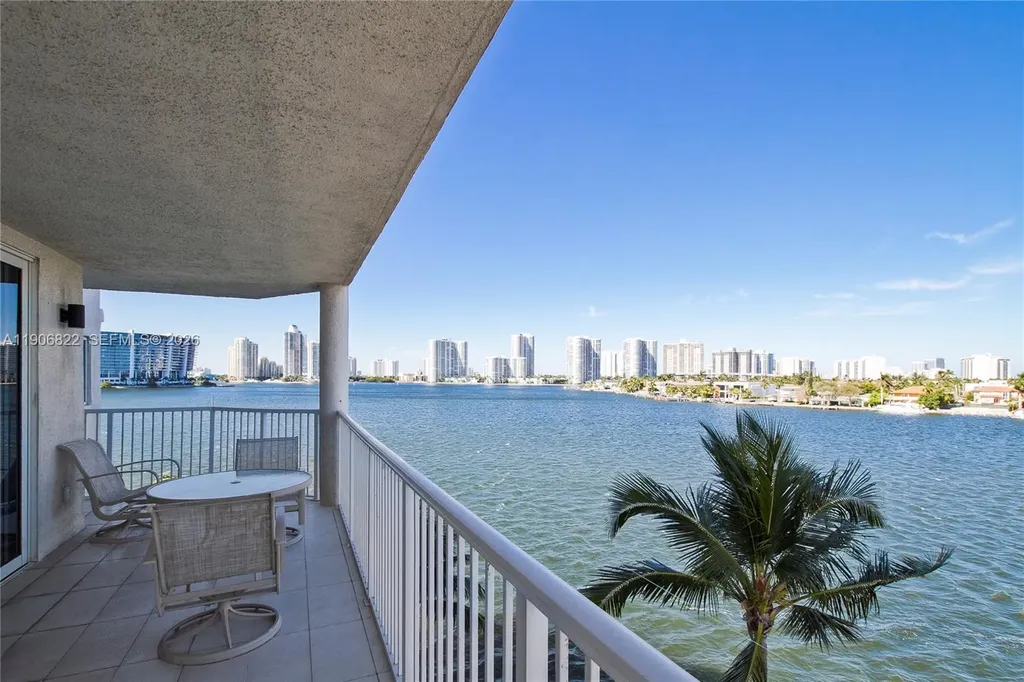 18260 N Bay Road Sunny Isles Beach FL 33160