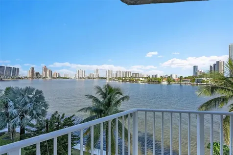 18260 N Bay Road Sunny Isles Beach FL 33160
