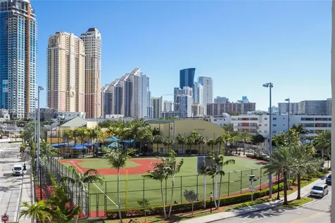 18260 N Bay Road Sunny Isles Beach FL 33160