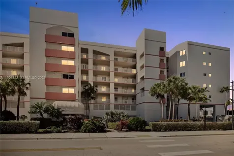 18260 N Bay Road Sunny Isles Beach FL 33160