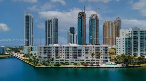 18260 N Bay Road Sunny Isles Beach FL 33160