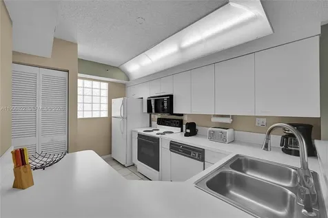 18260 N Bay Road Sunny Isles Beach FL 33160
