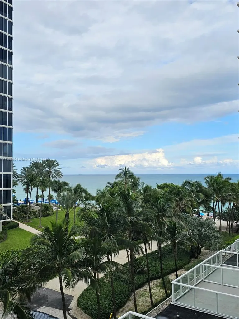 19201 Collins Avenue Sunny Isles Beach FL 33160