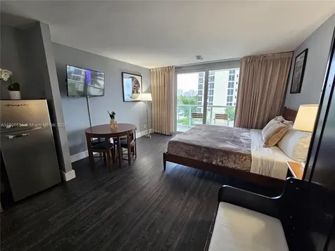 19201 Collins Avenue Sunny Isles Beach FL 33160