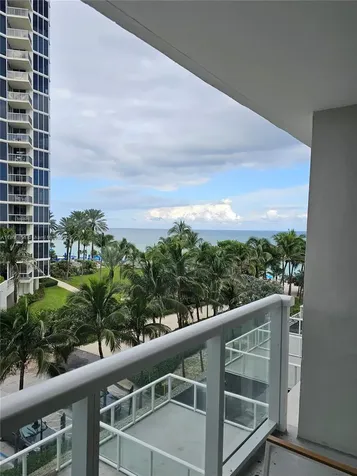 19201 Collins Avenue Sunny Isles Beach FL 33160