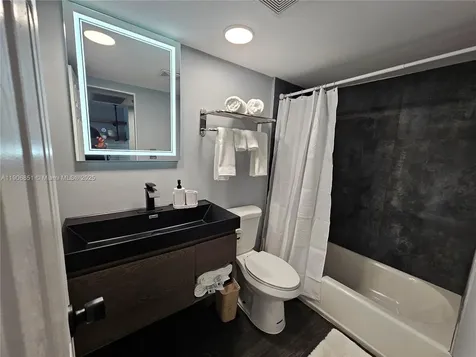 19201 Collins Avenue Sunny Isles Beach FL 33160
